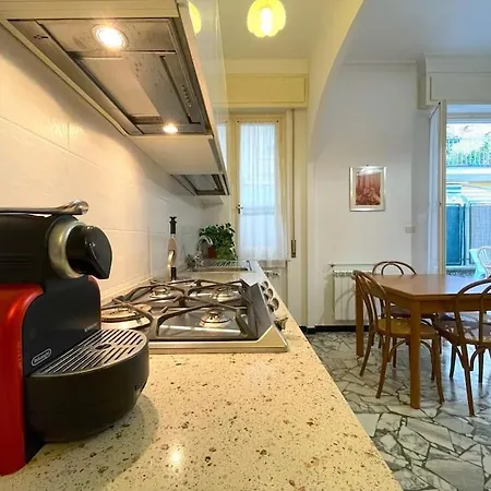 Terrace Con Ampia Terrazza Privata 公寓 基亚瓦里